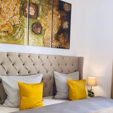 Aurum Apartment Kirchheim am Neckar ภายนอก รูปภาพ